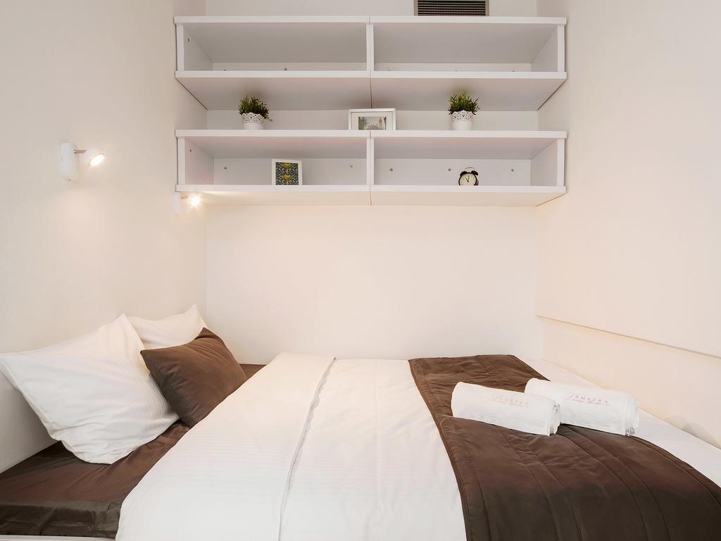 Wawel Luxury Apartments By Amstra Cracovie Extérieur photo